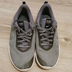 Nike Flex Experience Men's Gray Sneakers
